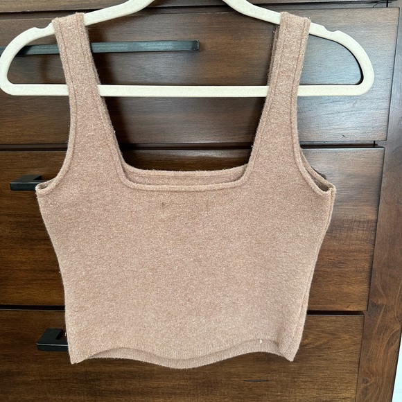 Abercrombie & Fitch Knitted Cropped Tank - Picture 4 of 4